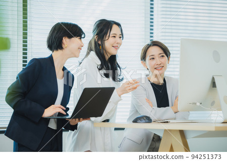 女商人 94251373