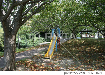 Visit Nichome Park in Kinugasa Sakaemachi 94251671