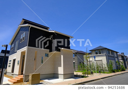 New house 94251686