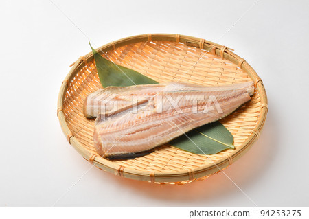 過濾器中的阿特卡鯖魚 過濾器中的阿特卡鯖魚 94253275