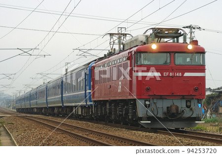 Hokuriku Main Line Morimoto-Tsubata JR East EF81-148 (Nagaoka) + Series 14 (Ogu) Hokuriku Return forwarding Hokuriku Main Line Morimoto-Tsubata JR East EF81-148 (Nagaoka) + Series 14 (Ogu) Hokuriku Return forwarding 94253720