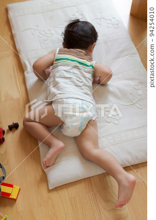 younger, person, baby boy 94254010