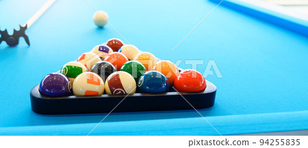 Billiard balls set on the table with a cue, snooker pool 94255835