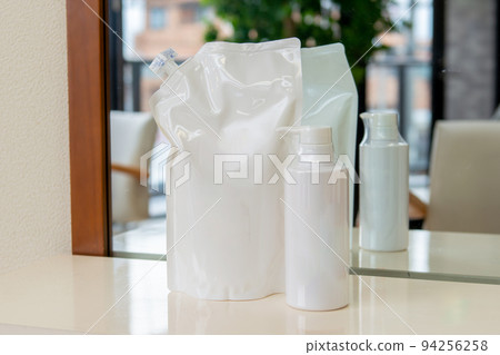 Shampoo & Treatment bottles and refill packs 94256258