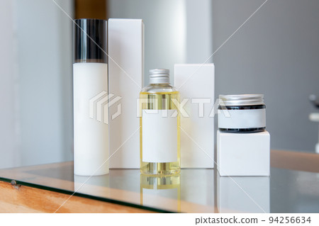 Shampoo & treatment, cosmetics　 94256634