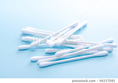Clean cotton swab 94257095
