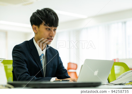 Outsourced IT engineer from South Asia Outsourced IT engineer from South Asia 94258735