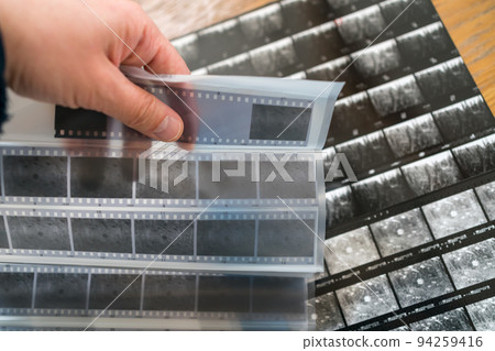 開發單色膠片和純色印刷 94259416