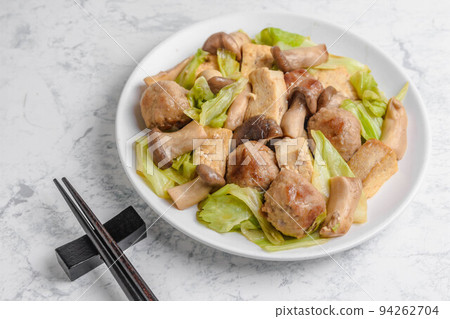 Stir-fried meatballs and cabbage with oyster Stir-fried meatballs and cabbage with oyster 94262704