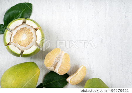 yuzu mid-autumn festival wood white background pomelo Mid-Autumn Festival ズ ゆず 94270461
