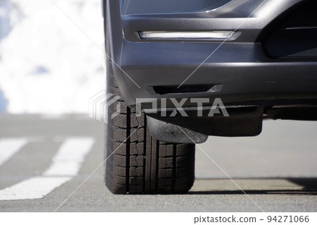 Tire image Tread surface of studless tire 94271066