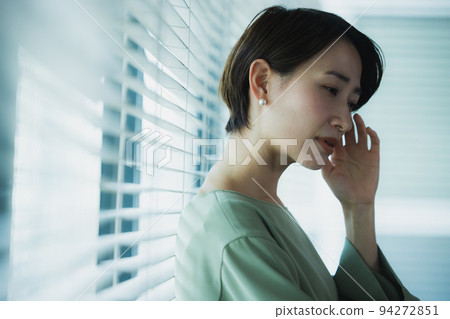 Woman worried headache 94272851