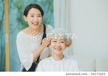 旅遊美容師形象 旅遊美容師形象 94273826