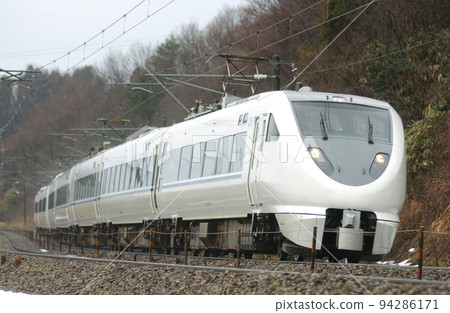 Hokuriku Main Line Tsubata-Kurikara JR West 683 series S09+S28 formation (Kanazawa) Shirasagi Hokuriku Main Line Tsubata-Kurikara JR West 683 series S09+S28 formation (Kanazawa) Shirasagi 94286171