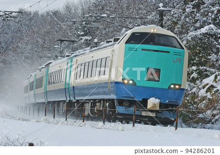 北陸本線Tsubata-Kurikara JR East 485系列R22編隊(新潟)北越 北陸本線Tsubata-Kurikara JR East 485系列R22編隊(新潟)北越 94286201