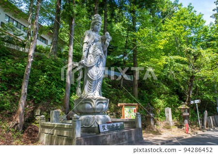 Kashozan Mirokuji寺廟轄區聖觀音菩薩初夏風景 Kashozan Mirokuji寺廟轄區聖觀音菩薩初夏風景 94286452