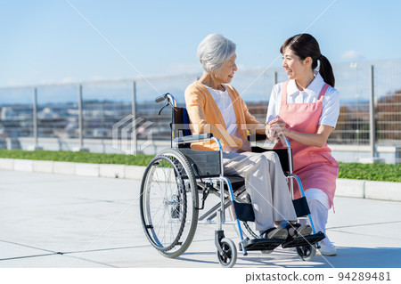 Nursing care female senior hospital helper caregiver Nursing care female senior hospital helper caregiver 94289481