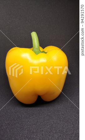 Yellow paprika 94291570