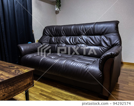 italian leather sofa 94292574