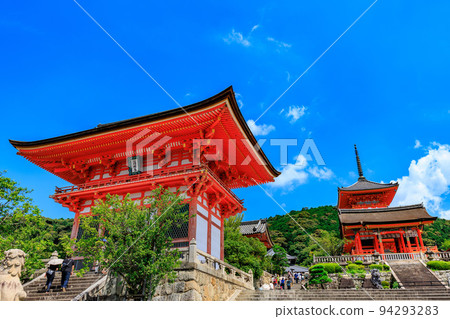 Kiyomizu Temple, Niomon Gate and West Gate in Higashiyama Ward, Kyoto City 94293283