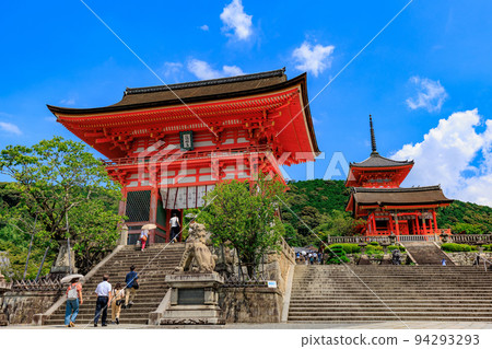 Kiyomizu Temple, Niomon Gate and West Gate in Higashiyama Ward, Kyoto City 94293293