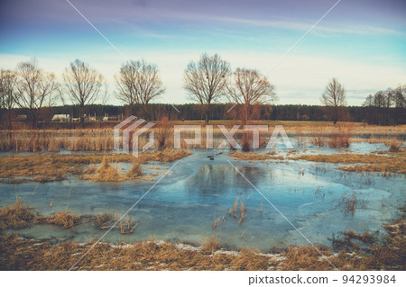Lake in winter during the first frost Lake in winter during the first frost 94293984