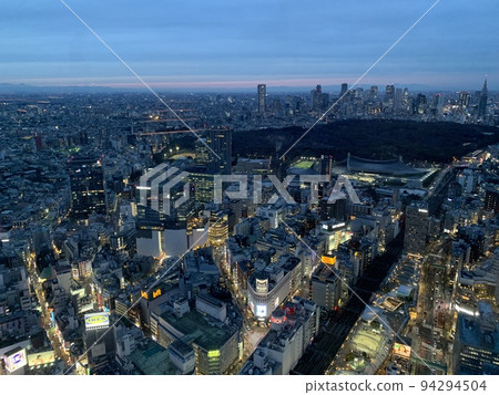 View of Tokyo at night from Shibuya Sky 94294504