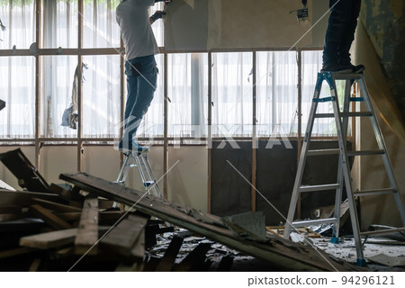 拆遷現場內部施工 拆遷現場內部施工 94296121