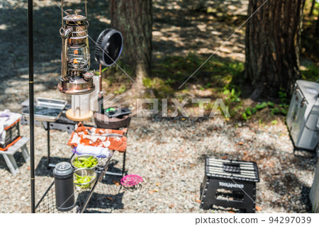 [Minimum solo camp at the auto campsite] 94297039