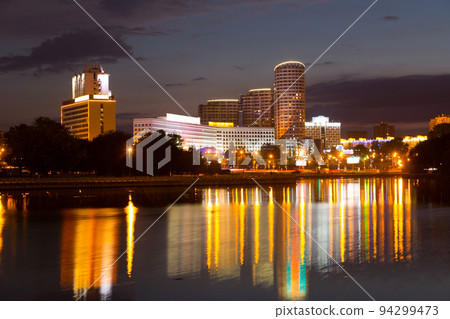 Svislac river embankment 94299473
