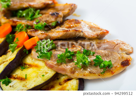 Barbecued lamb chops with aubergine Barbecued lamb chops with aubergine 94299512