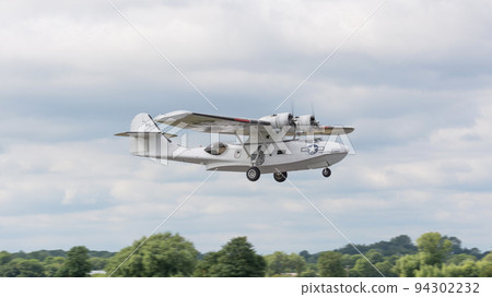 美國陸軍航空隊 OA-10 Catalina 飛艇起飛 94302232