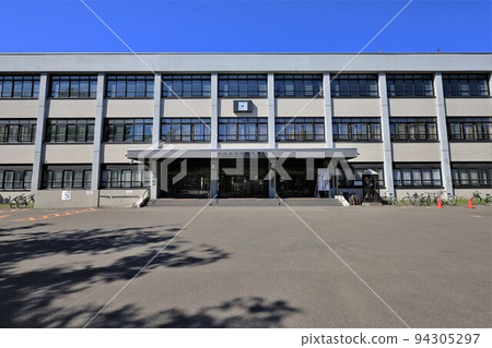 Hokkaido University Institute for the Advancement of Higher Education (Sapporo, Hokkaido) 94305297