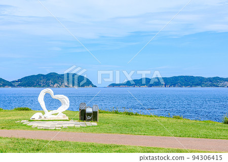 Hado Cape in summer, Karatsu City, Saga Prefecture Hado Cape in summer, Karatsu City, Saga Prefecture 94306415