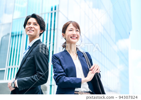 商業場景 94307824