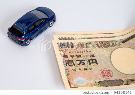 car and money 94308141