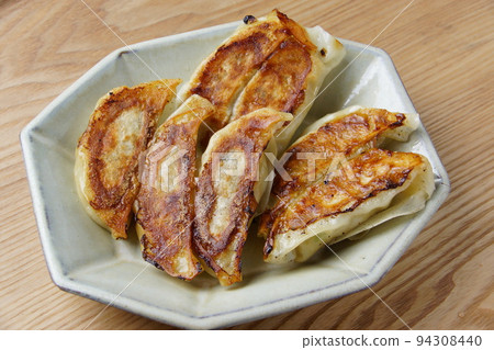 餃子炒餃子 94308440