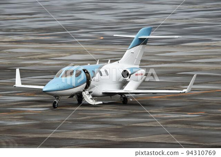 air plane, aircraft, airplane 94310769