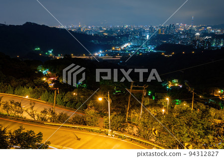 Beautiful aerail cityscape from Hongludi Nanshan Fude Temple 94312827