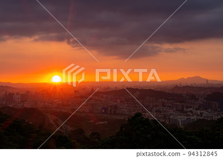 Beautiful aerail cityscape from Wenshan District Beautiful aerail cityscape from Wenshan District 94312845