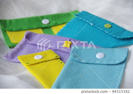 毛氈織物容器 94315382