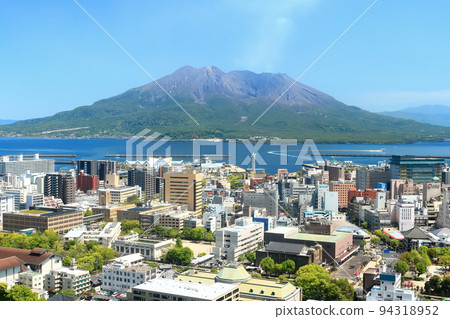 [Kagoshima Prefecture] Sakurajima and Kagoshima City as seen from Shiroyama Park Observatory 94318952