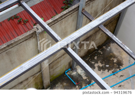 Steel roof structure. Build a room addition 94319676