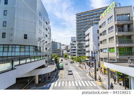 [神奈川縣]雲霧繚繞的藤澤站周邊街景 94319821