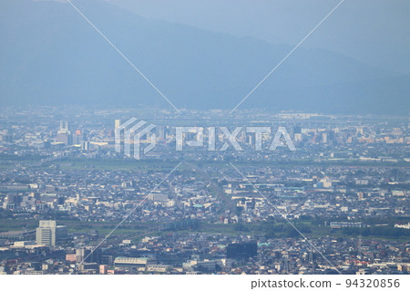 從岐阜市43號樓眺望木曾三川和大垣市區 從岐阜市43號樓眺望木曾三川和大垣市區 94320856