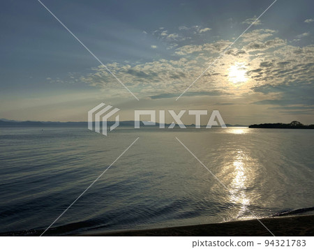 被夕陽照亮的豬苗代湖 被夕陽照亮的豬苗代湖 94321783