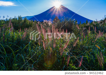 (Shizuoka Prefecture) Asagiri Kogen Inokashira's power and Diamond Fuji 94322462
