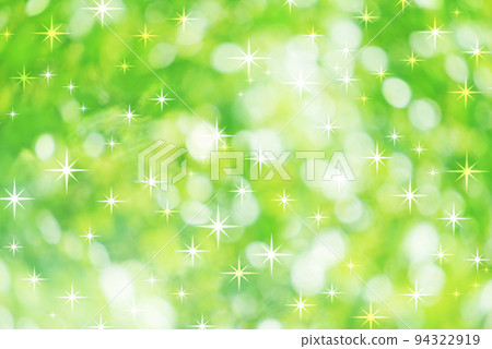 新鮮的綠色波光粼粼的球散景 新鮮的綠色波光粼粼的球散景 94322919