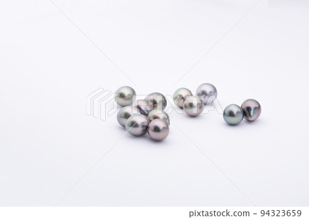 多顆黑珍珠巴洛克珍珠 多顆黑珍珠巴洛克珍珠 94323659