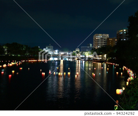 Lantern bridge 94324292